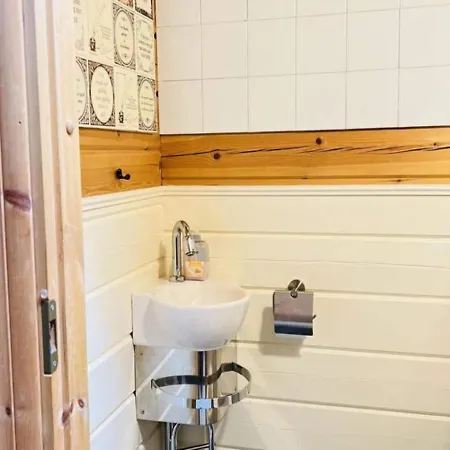 Finnish With Private Garden And Wood Fired Sauna Near The Veluwe 度假居 许尔斯霍斯特