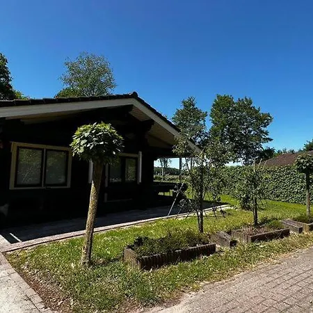 Finnish With Private Garden And Wood Fired Sauna Near The Veluwe *