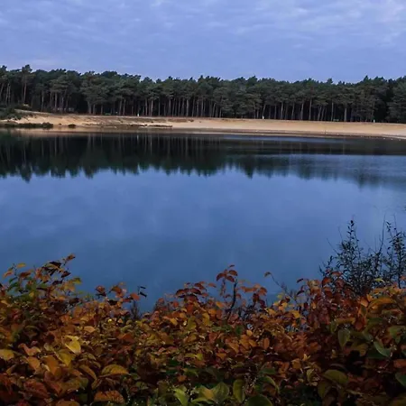 度假居 Finnish With Private Garden And Wood Fired Sauna Near The Veluwe 许尔斯霍斯特