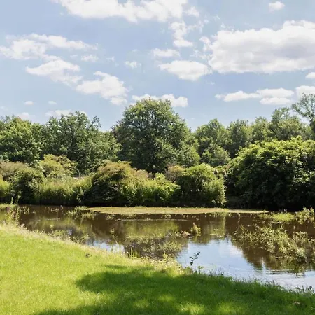 Finnish With Private Garden And Wood Fired Sauna Near The Veluwe 度假居 许尔斯霍斯特